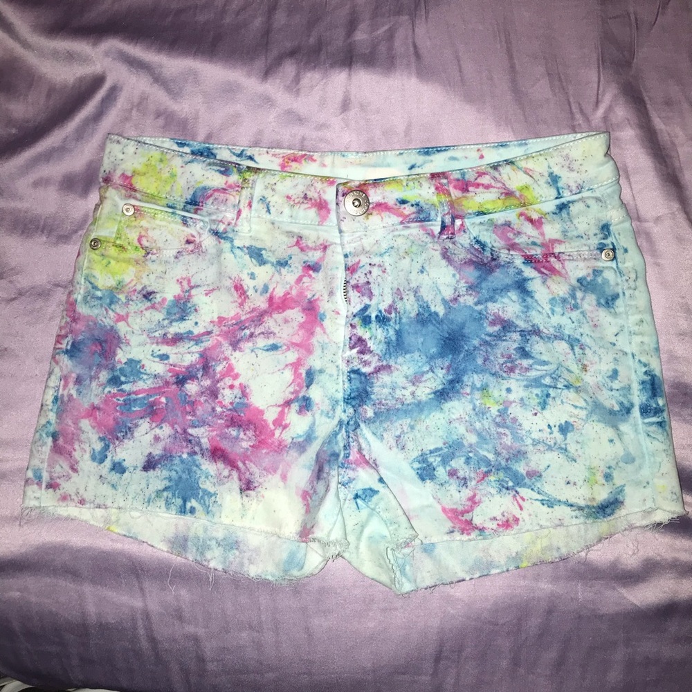 DIY Dye Splatter Shorts